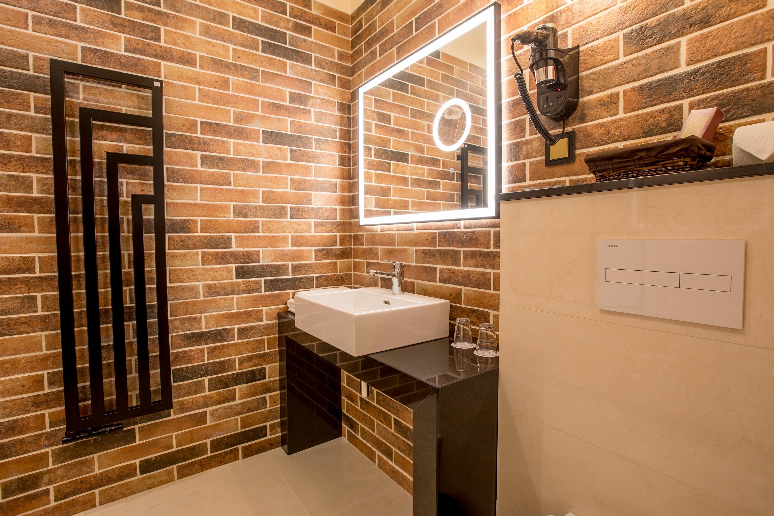 Hotel Diament Plaza 4*
