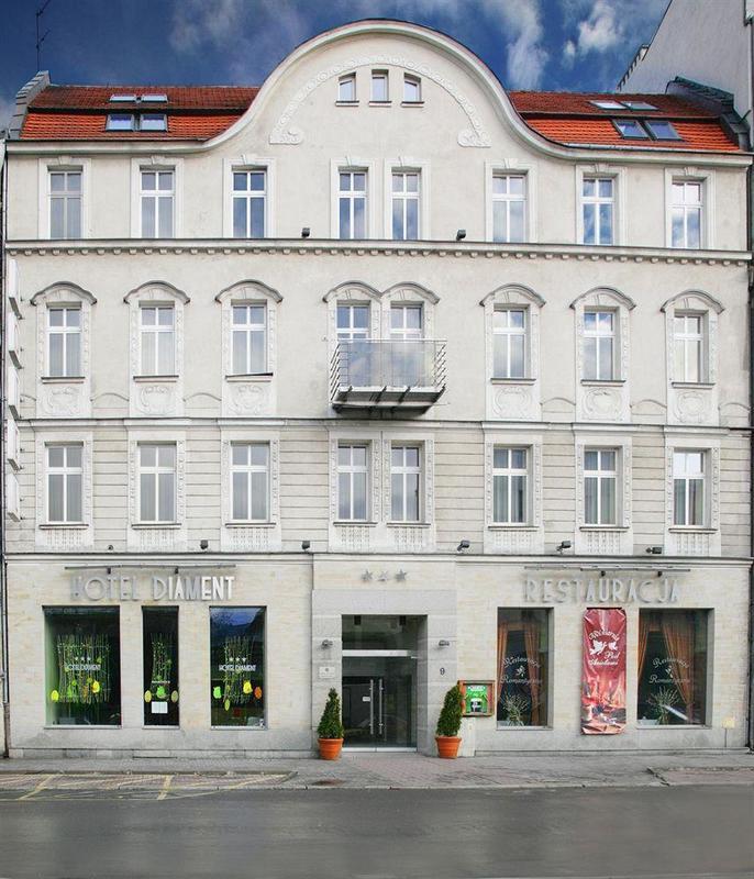 Diament Plaza Hotell