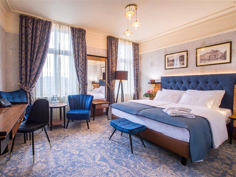 Hotel Diament Plaza