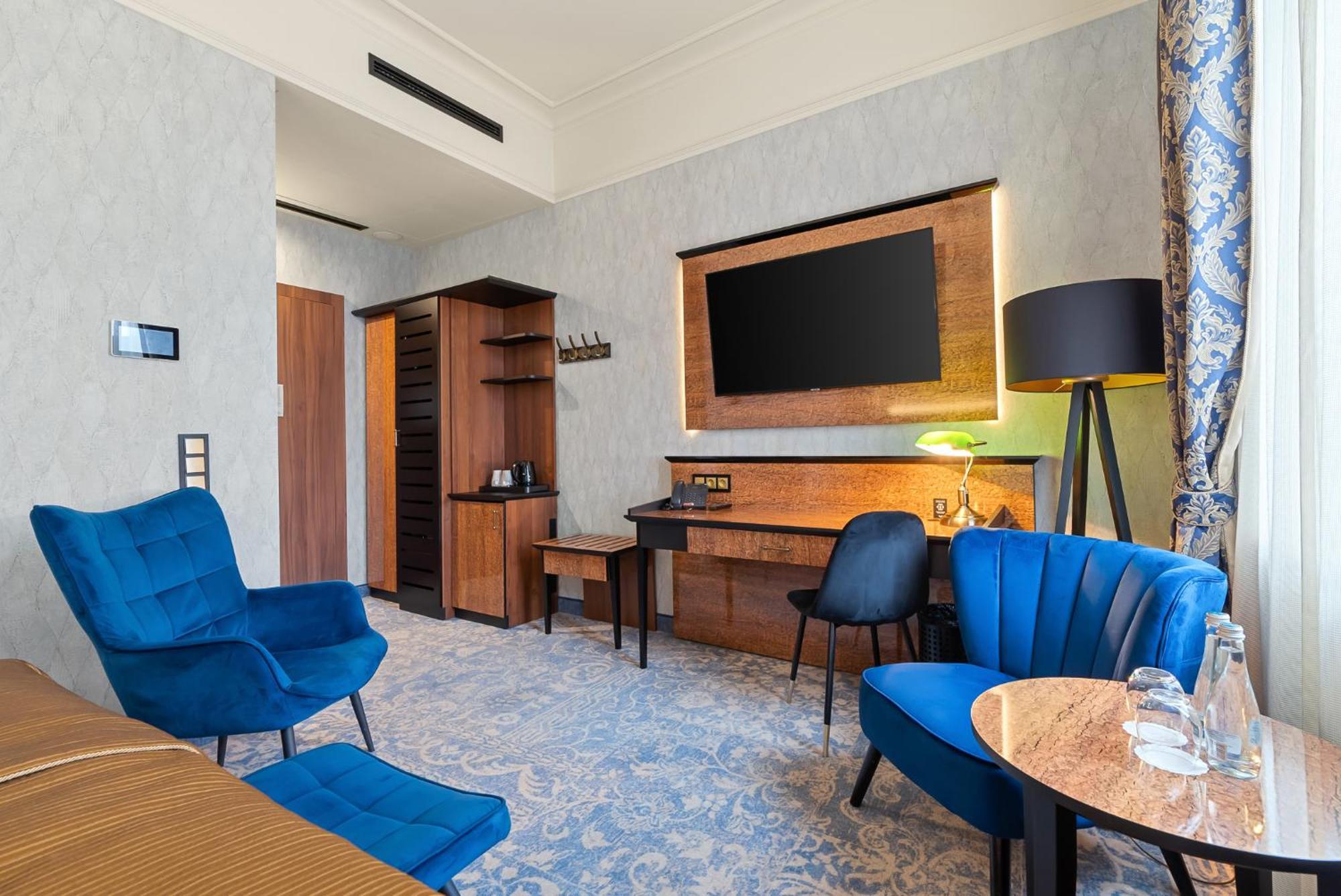Diament Plaza Hotel